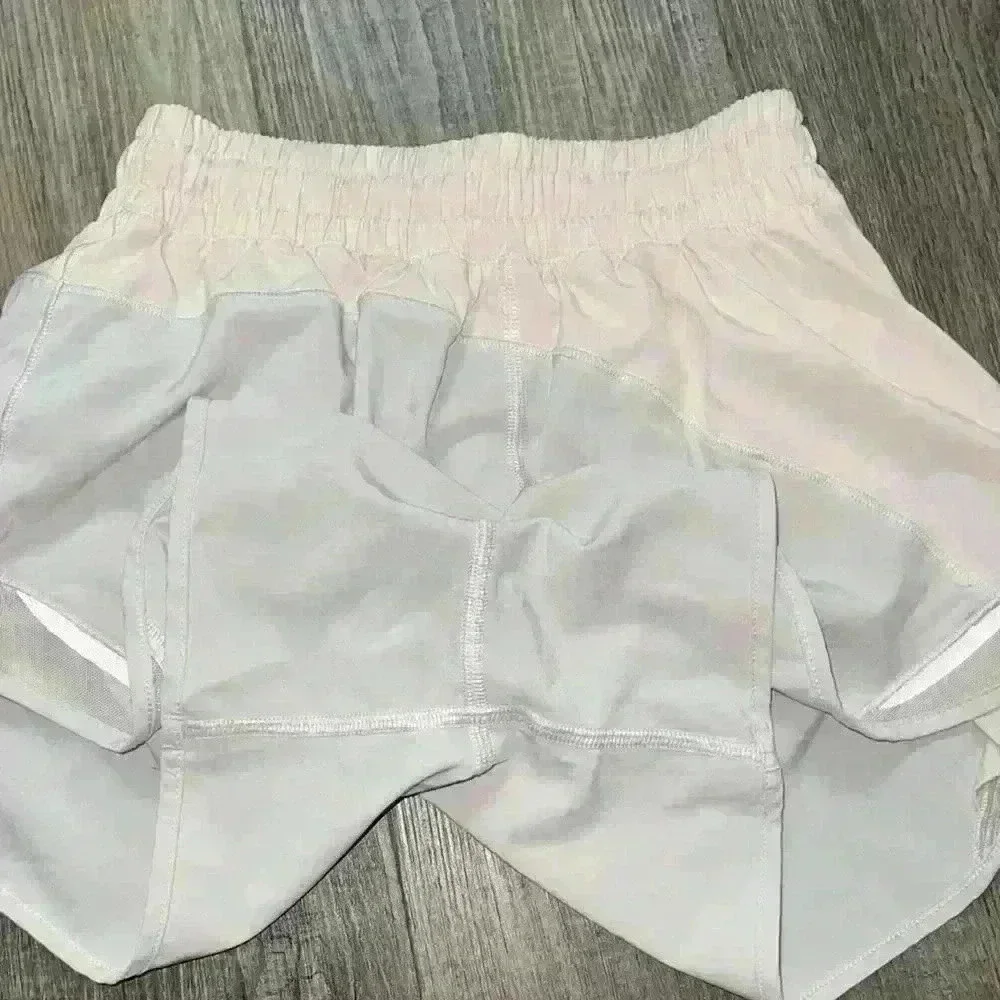 Lululemon limited edition Hotty Hot Short 4"
Asym - Picture 10 of 10